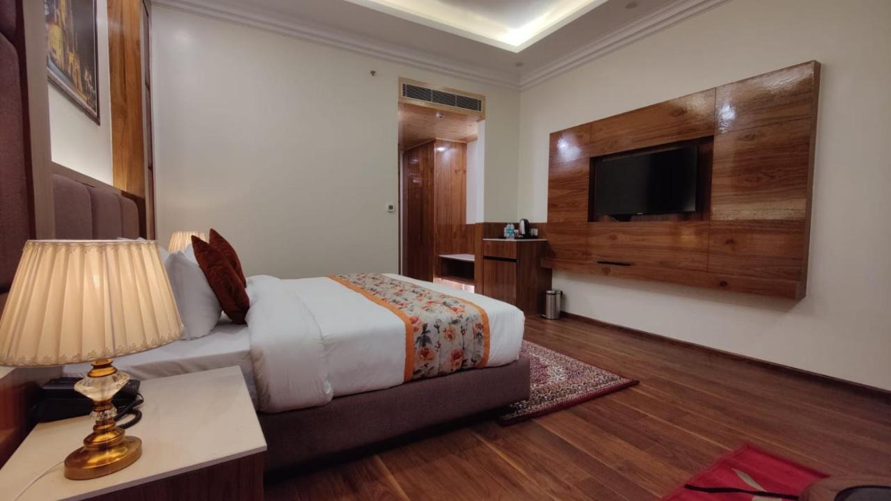 Hotel Woodpark シムラー エクステリア 写真